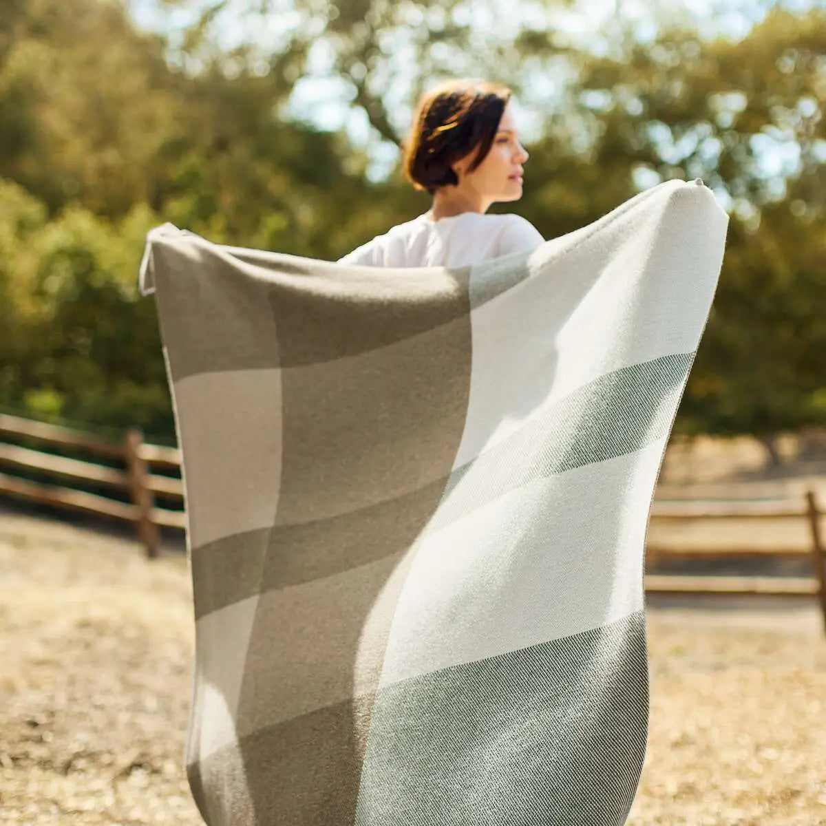Sunbrella Signature Spruce Throw