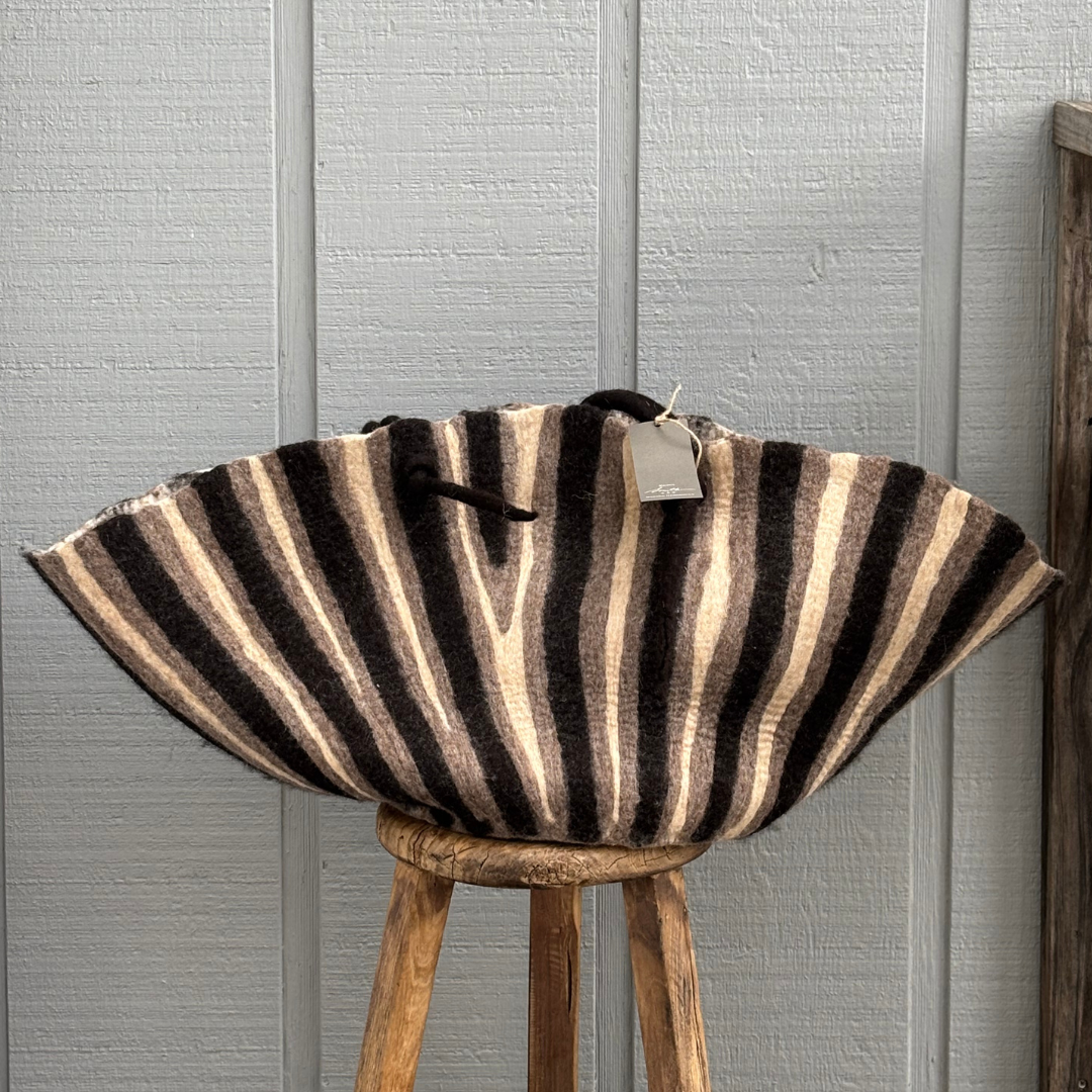Felted Clam Bag