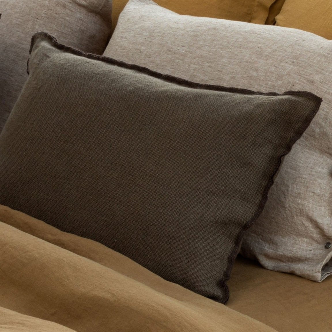 Lissoy Lin Ancien Cushion Cover