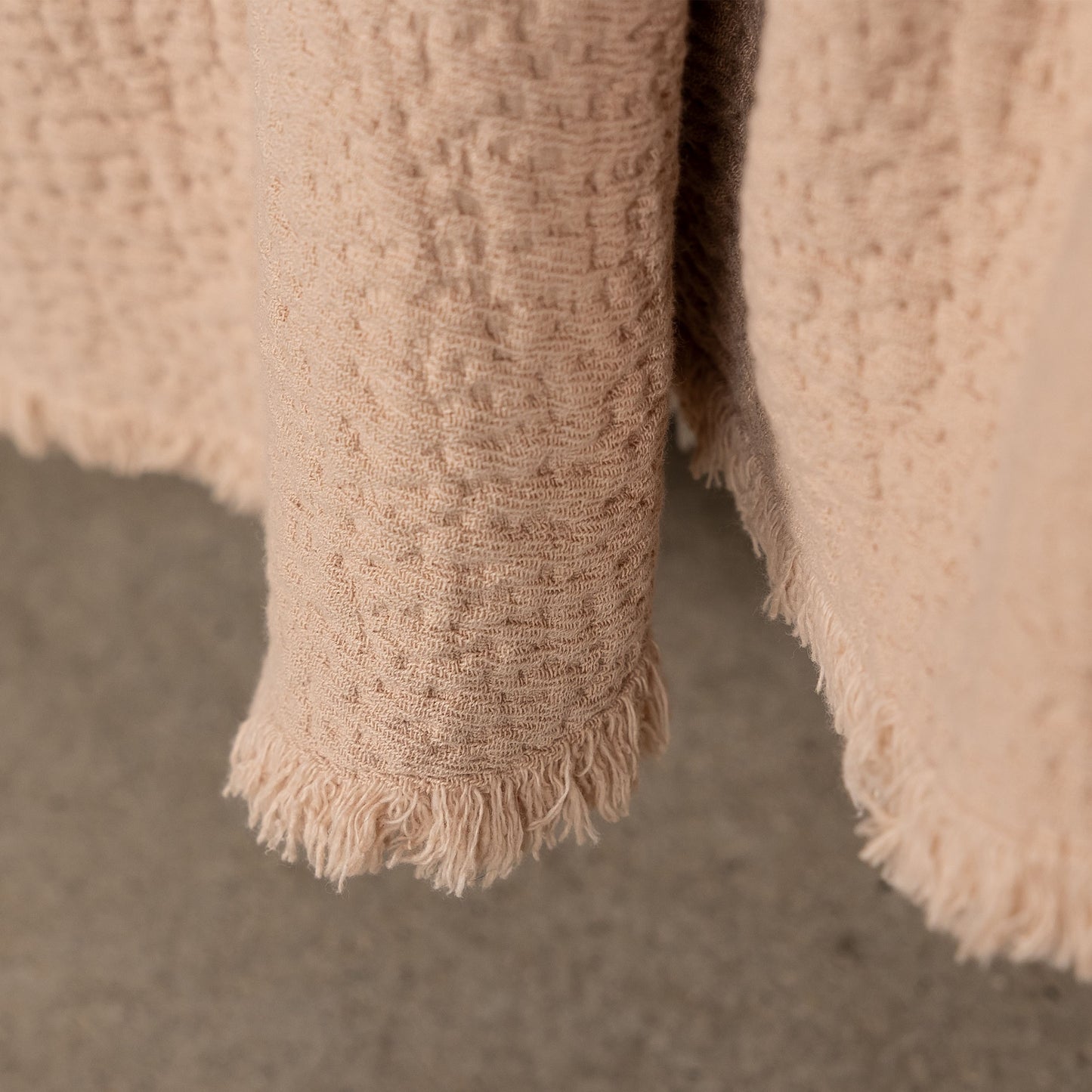 Nude Cantabria Throw