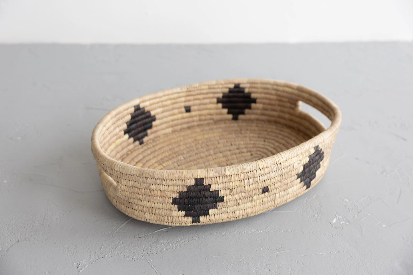 Charcoal Design Oval Tray Basket