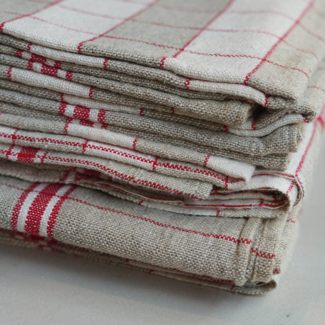 Set of 6 Tan and Red Linen Napkins