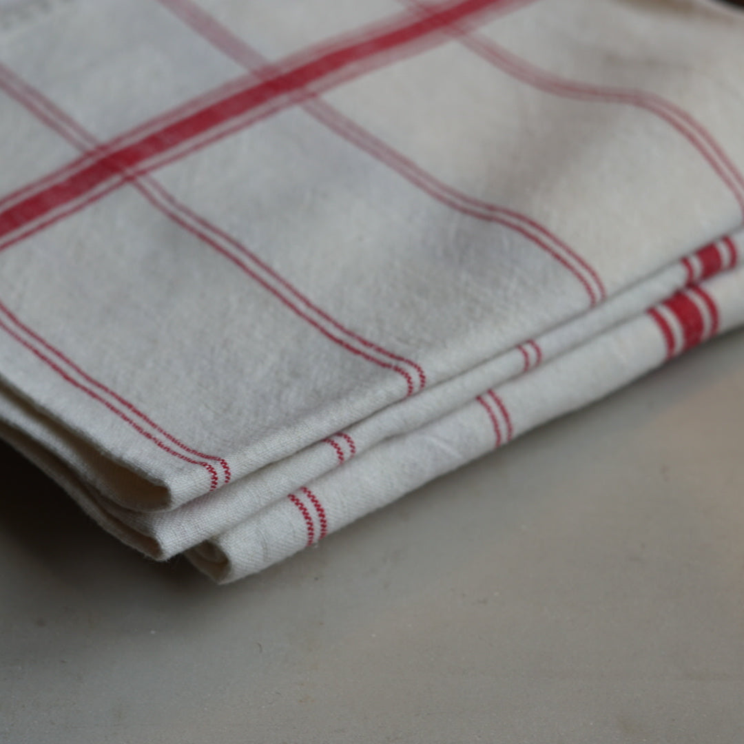 Set of 4 Vintage Red and White Striped Napkins