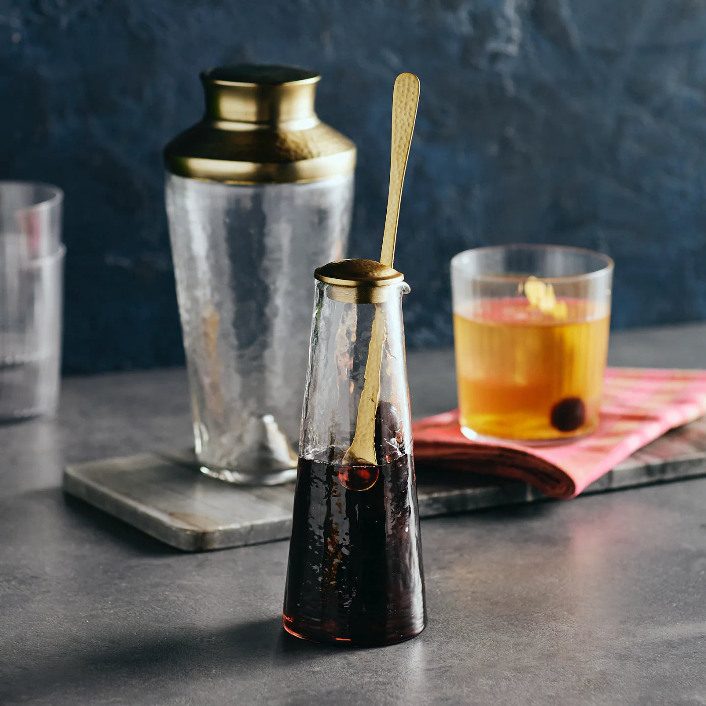Pebbled Large Carafe with Spoon Set