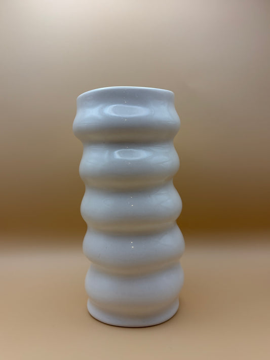 Glossy Wave Line Vase