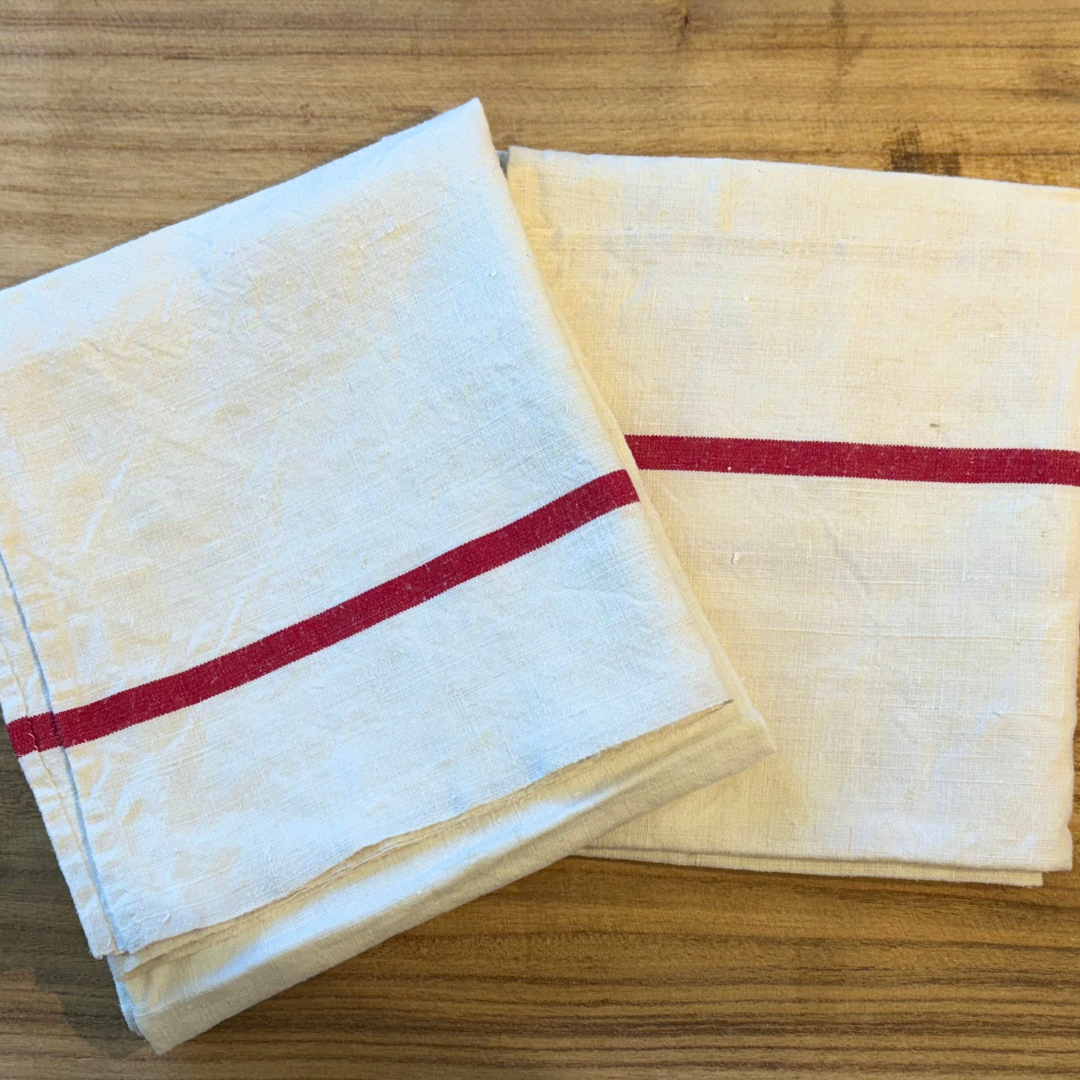 Set of 2 Large Red Striped Towels