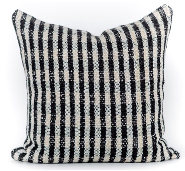 Checkered Karu Pillow Black & White