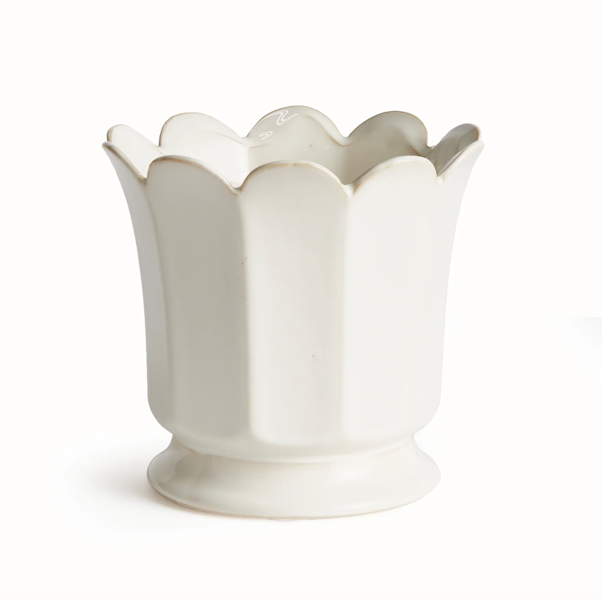 Maline Footed Pot