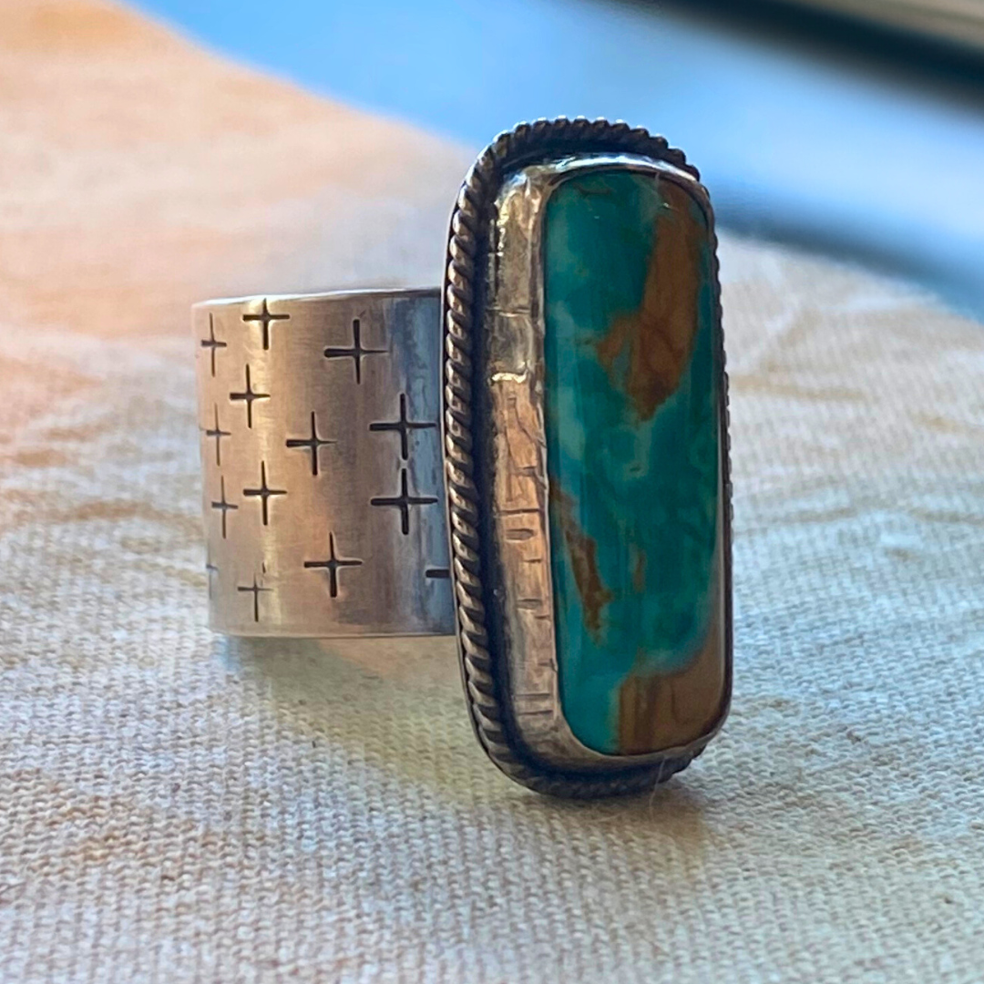 +++ Engraved Oblong Turquoise Ring