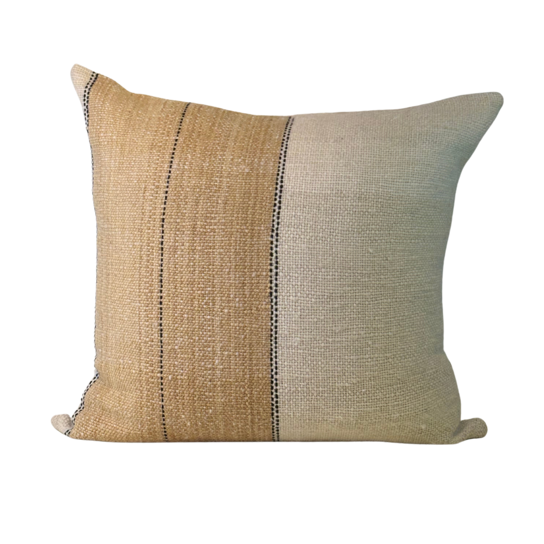 Unu Gold Pillow