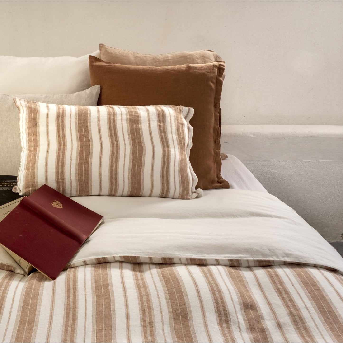 Rose Stripe Lissoy Washed Linen Duvet