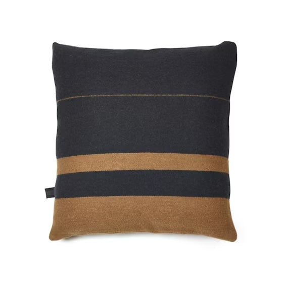 Oscar Pillow