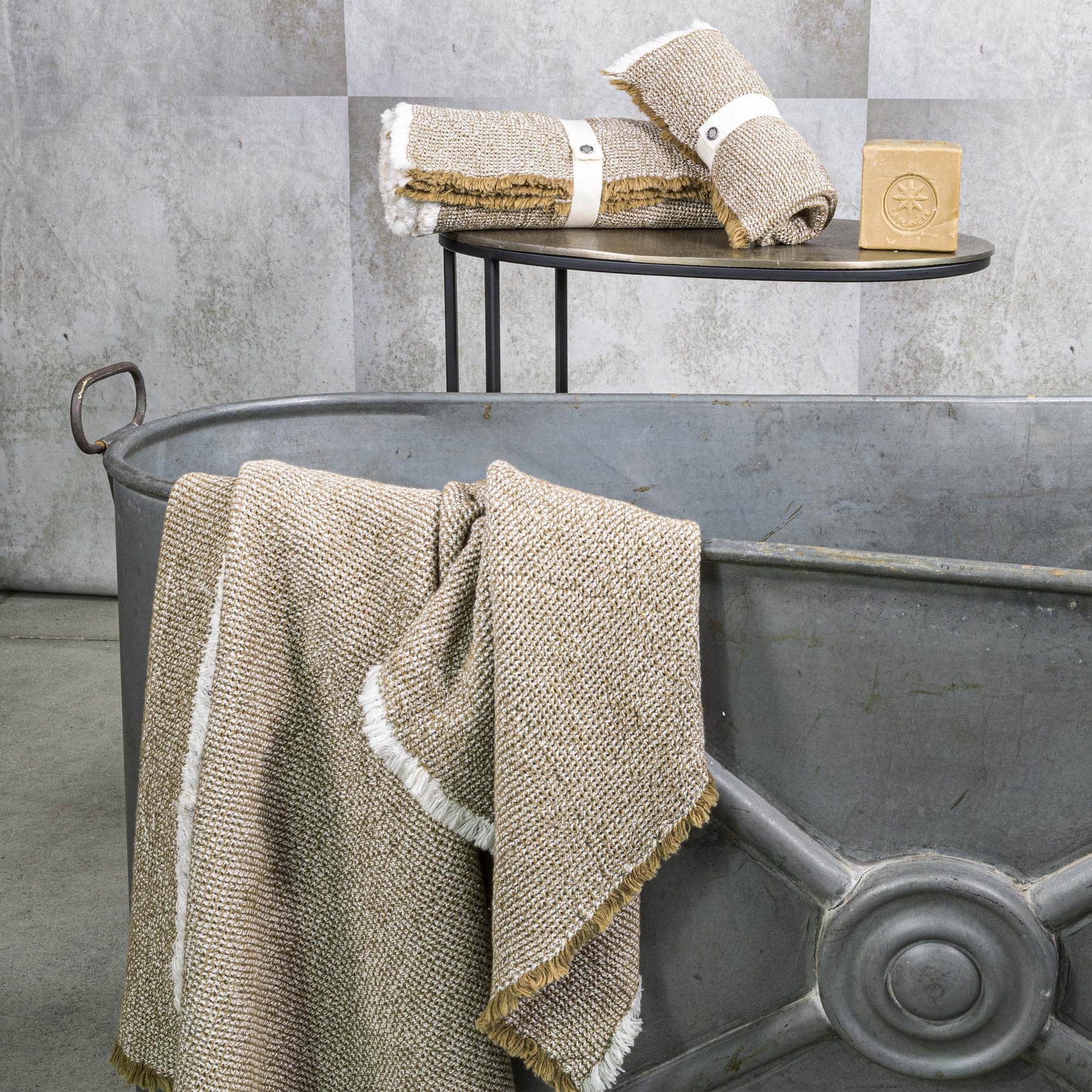 Abeille Bath Towel