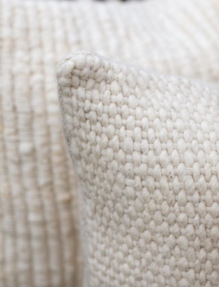 Makun Textured White Pillow